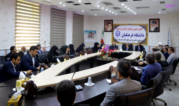 حضور مدیر کل آموزش و پرورش خوزستان در مدیریت امور پردیس های استان