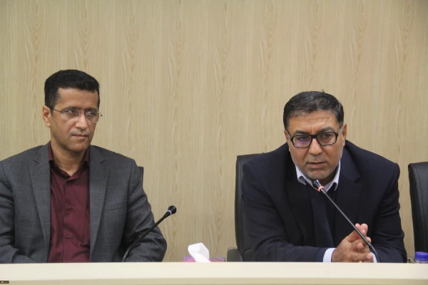 با پذیرش حداکثری دانشجو به توسعه و بالندگی آموزش و پرورش کمک می کنیم
 2