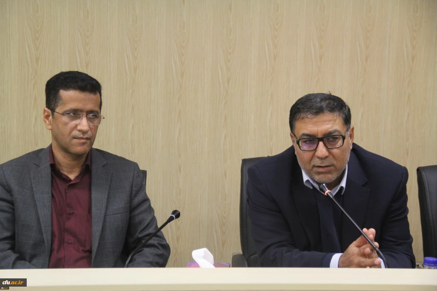 با پذیرش حداکثری دانشجو به توسعه و بالندگی آموزش و پرورش کمک می کنیم
 2