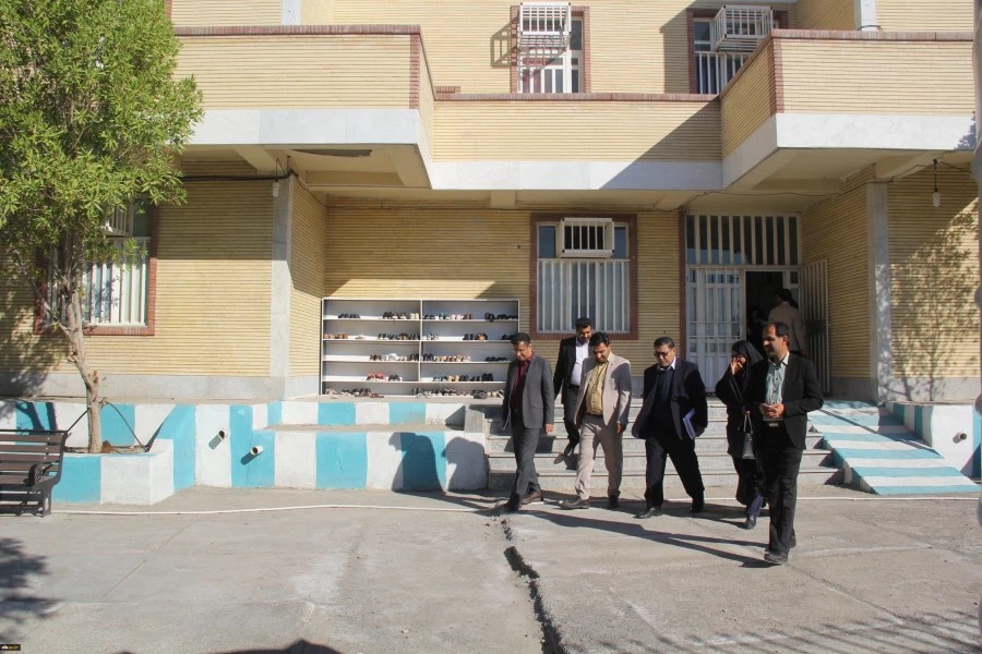 بازدید دکتر انصاری راد معاون دانشجویی دانشگاه فرهنگیان از پردیس ها و واحدهای تابعه دانشگاه فرهنگان هرمزگان 6