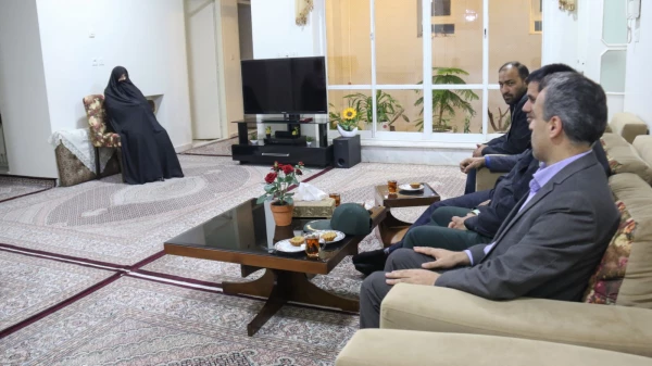 حضور سرپرست دانشگاه فرهنگیان یزد در منزل چهار شهید دفاع مقدس 7