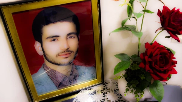 حضور سرپرست دانشگاه فرهنگیان یزد در منزل چهار شهید دفاع مقدس 10