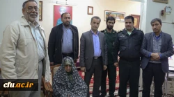 حضور سرپرست دانشگاه فرهنگیان یزد در منزل چهار شهید دفاع مقدس 11