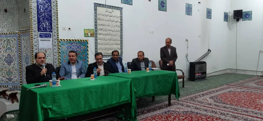 جلسه پرسش و پاسخ دانشجو معلمان با مسئولین استانی دانشگاه فرهنگیان استان فارس 4