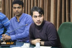 نشست هم اندیشی دانشجومعلمان با حضور نماینده مجلس شورای اسلامی