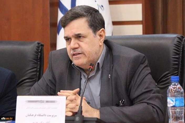 وظیفه اصلی دانشگاه توجه به برنامه های تربیتی و فرهنگی است 2