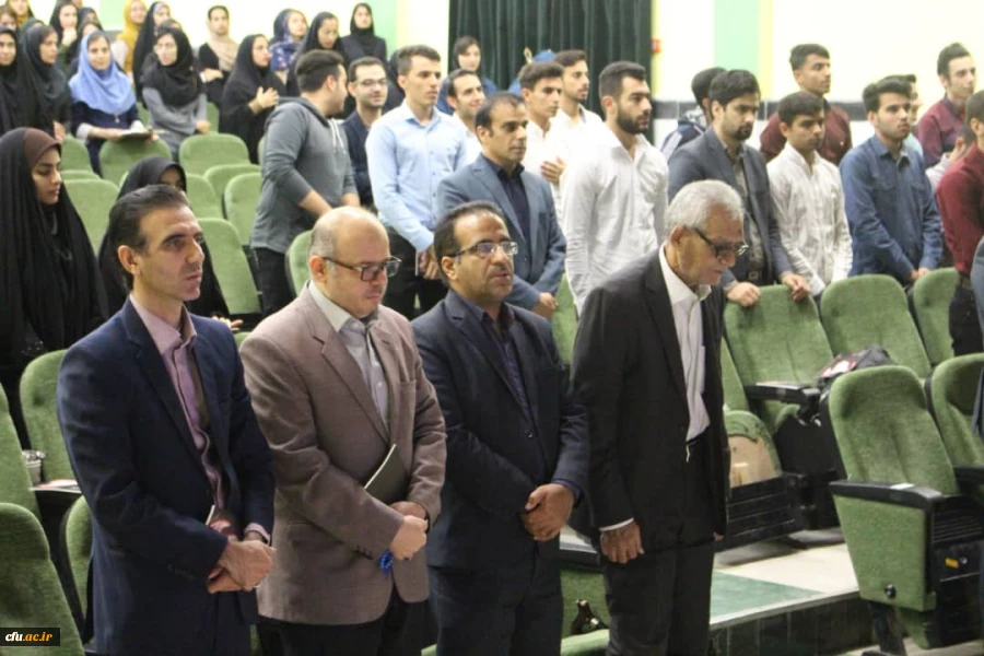 با حضور رئیس دانشگاه فرهنگیان استان بوشهر

آئین بزرگداشت هفته کتاب و کتابخوانی برگزار شد 5