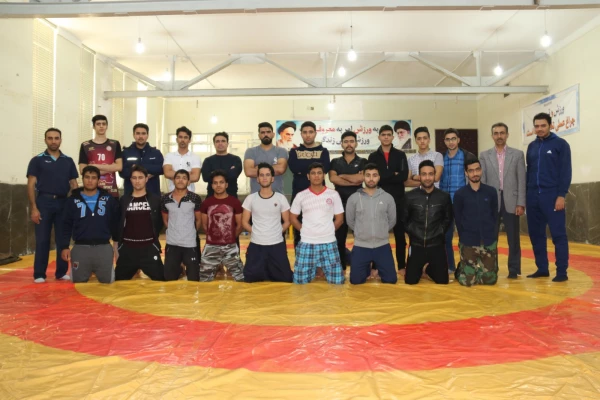 مسابقات کشتی پهلوانی 3