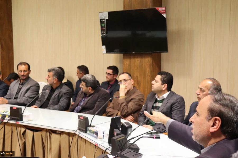 مراسم تجلیل از خادمین شهدا در دانشگاه فرهنگیان مازندران برگزار شد
 2