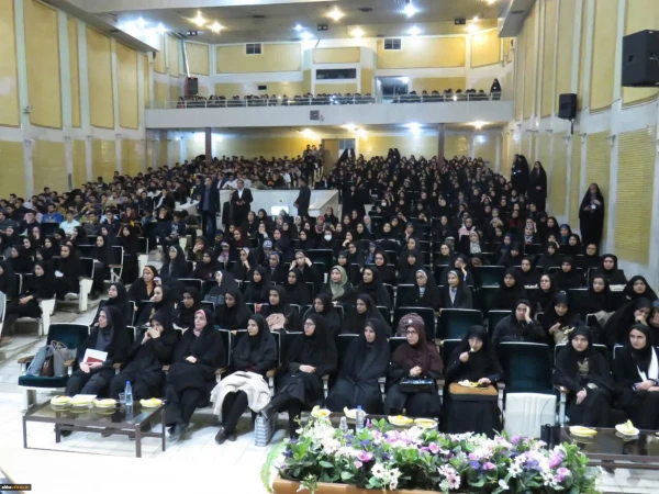 مراسم گرامیداشت روز دانشجو در دانشگاه فرهنگیان استان مرکزی برگزار شد. 8