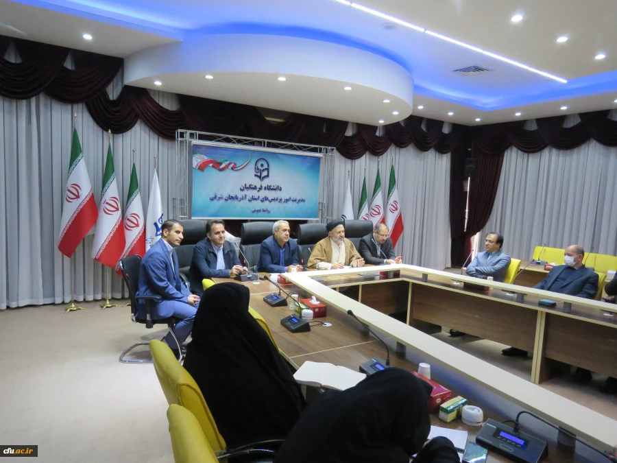 افتتاحیه کارگاه پیشنهاده نویسی با حضور اساتید از استان های اردبیل,زنجان, آذربایجان غربی و شرقی به مدیریت دانشگاه فرهنگیان تبریز  4