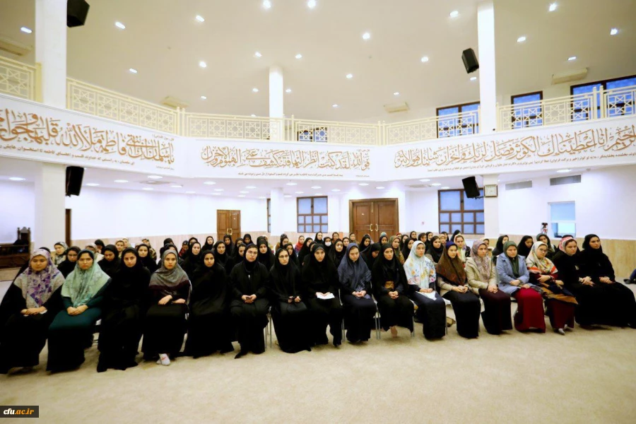 دیدار دانشجومعلمان پردیس امام خمینی(ره) گرگان با حضرت آیت الله نورمفیدی 9