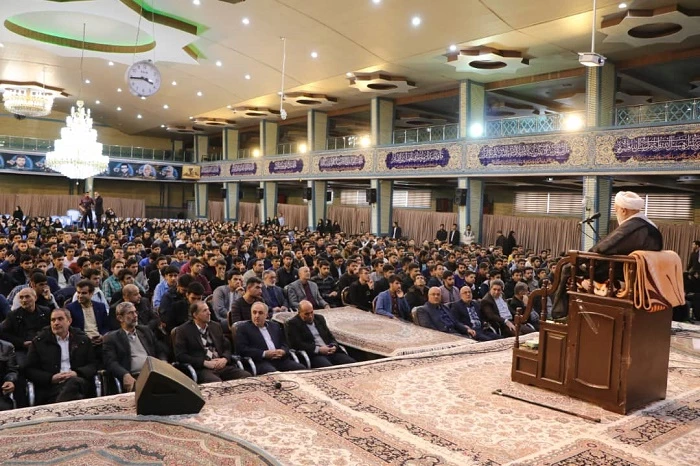 همایش گفتمان دینی در دانشگاه با سخنرانی حجت الاسلام و المسلمین قرائتی برگزار شد 7