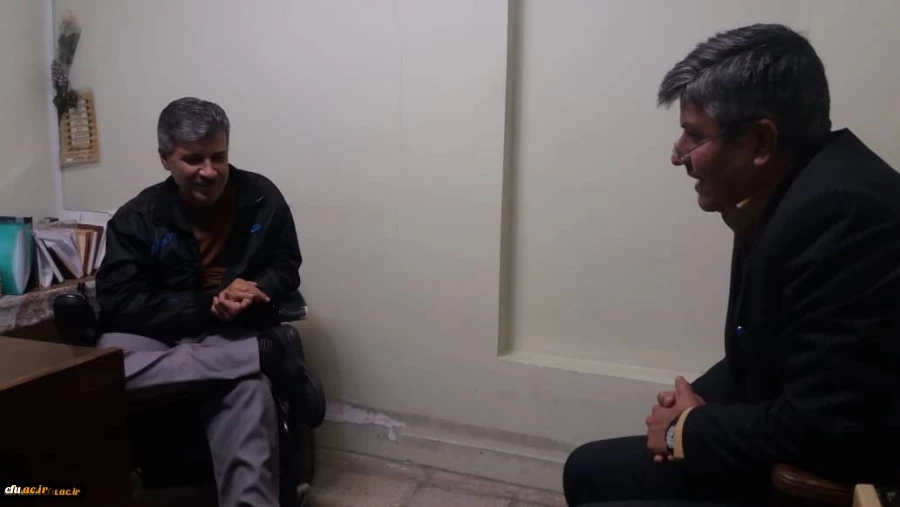 تقدیر و تجلیل از کارمند دارای معلولیت دانشگاه فرهنگیان استان اصفهان