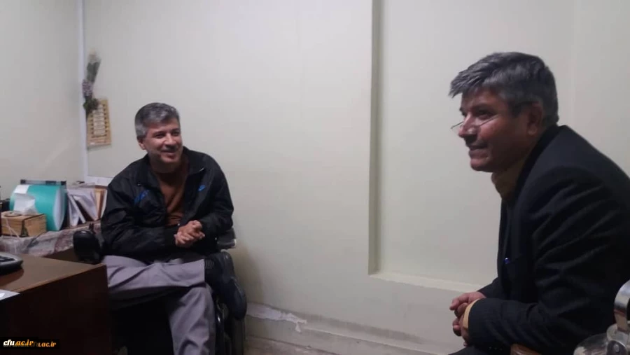 تقدیر و تجلیل از کارمند دارای معلولیت دانشگاه فرهنگیان استان اصفهان