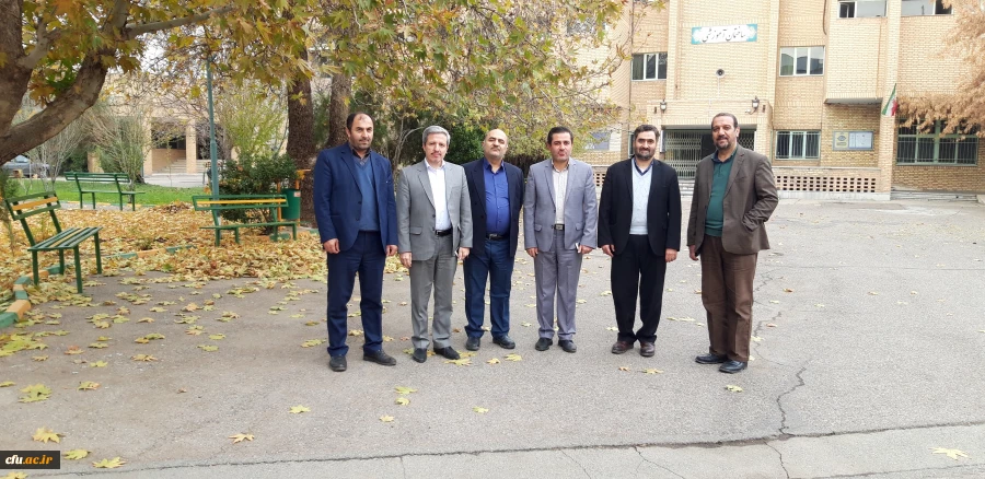 سید کامران میر معینی مدیرکل وکارشناسان حوزه فرهنگی دانشگاه فرهنگیان از پردیس شهیدرجایی قزوین بازدید کردند. 3