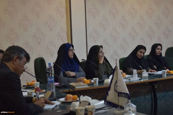 نشست ریاست دانشگاه با اعضای شورای صنفی دانشجویان و مدیرمسئولان نشریات دانشجویی