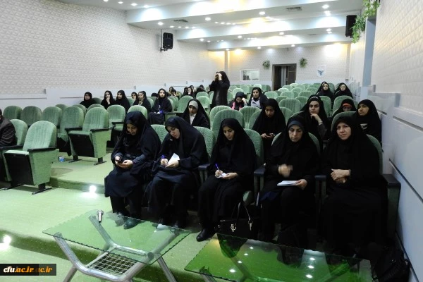 جلسه پرسش و پاسخ مسئولین دانشگاه فرهنگیان لرستان، با دانشجومعلمان پردیس آیت اله کمالوند  4