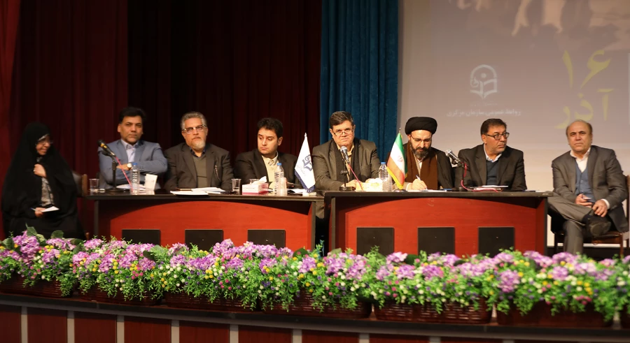 رییس دانشگاه فرهنگیان در جمع دانشجو معلمان:
 2