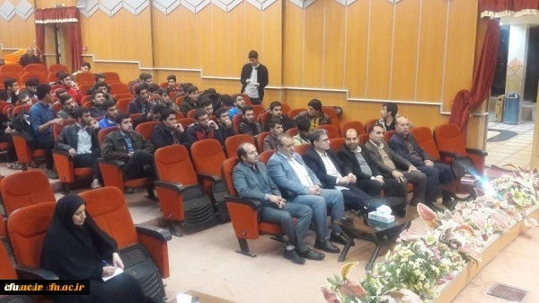 جلسه پرسش و پاسخ دانشجومعلمان پردیس علامه طباطبایی با مسئولین دانشگاه فرهنگیان لرستان 