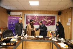 
اهداف دانشگاه با روحیه جهادی و تلاشگری قابل تحقق است 5