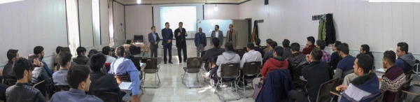 حضور مدیر استانی دانشگاه فرهنگیان یزد در کلاس های درس و تبریک روز دانشجو به دانشجو معلمان 9