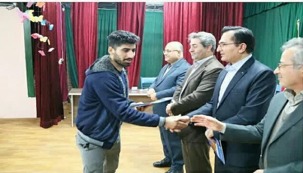 مراسم بزرگداشت روز دانشجو در پردیس ها و مراکز دانشگاه فرهنگیان استان آذربایجان غربی برگزار شد 4