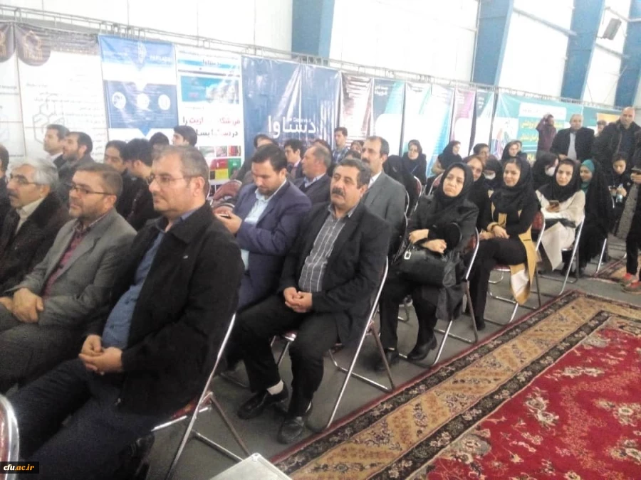 افتتاح غرفه دانشگاه فرهنگیان خراسان شمالی در نمایشگاه پژوهش، فناوری و فن بازار استان 7