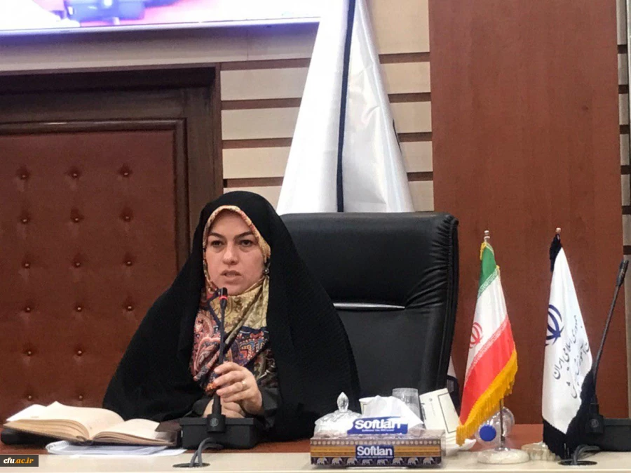 بهبود تعلیم و تربیت کشور مبتنی بر بهبود کیفیت تربیت معلم است. 2