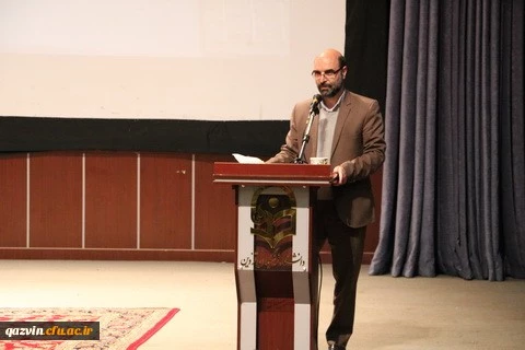 مدیر امورمدارس وابسته وکارورزی دانشگاه فرهنگیان: 
کسب مهارت در کارورزی ، به اتخاذ  تصمیم بهتر در موقعیت های آموزشی وتربیتی کلاس درس کمک می نماید. 2