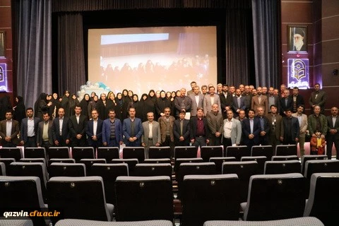 مدیر امورمدارس وابسته وکارورزی دانشگاه فرهنگیان: 
کسب مهارت در کارورزی ، به اتخاذ  تصمیم بهتر در موقعیت های آموزشی وتربیتی کلاس درس کمک می نماید. 2