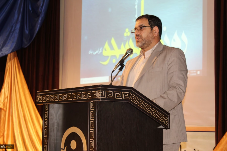 برگزاری ویژه برنامه روز دانشجو در سطح پردیس های دانشگاه فرهنگیان استان قم 10