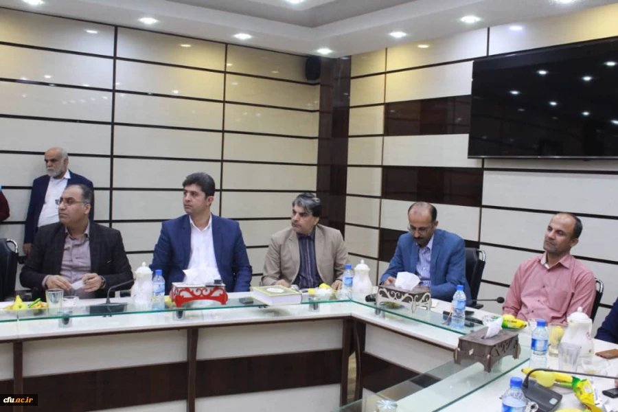 با حضور مشاور اجرایی معاون طرح و برنامه وتوسعه منابع و مدیرکل حقوقی دانشگاه فرهنگیان کشور

آئین معارفه معاون هماهنگی مدیریت امورپردیس های دانشگاه فرهنگیان استان بوشهرو معاون آموزشی، پژوهشی پردیس علامه طباطبایی  این دانشگاه برگزار شد.  11