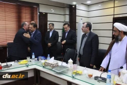 با حضور مشاور اجرایی معاون طرح و برنامه وتوسعه منابع و مدیرکل حقوقی دانشگاه فرهنگیان کشور

آئین معارفه معاون هماهنگی مدیریت امورپردیس های دانشگاه فرهنگیان استان بوشهرو معاون آموزشی، پژوهشی پردیس علامه طباطبایی  این دانشگاه برگزار شد.  14