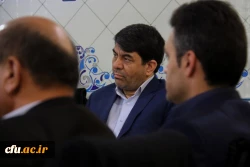 نشست خبری رئیس هیات مدیره بنیاد خیرین حامی دانشگاه فرهنگیان کشور در یزد 18