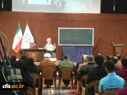 دیدار دانشجو معلمان مرکز آموزش عالی خدیجه کبری (س) دزفول با حجه الاسلام و المسلمین قرائتی رئیس محترم  اقامه نماز کشور