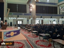 دیدار دانشجو معلمان مرکز آموزش عالی خدیجه کبری (س) دزفول با حجه الاسلام و المسلمین قرائتی رئیس محترم  اقامه نماز کشور