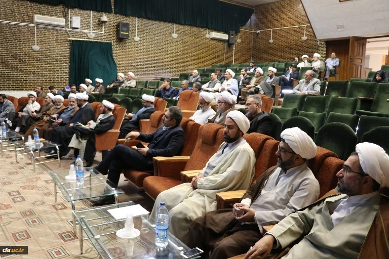 دانشگاه فرهنگیان کرمان میزبان مسئولین دفاتر نهاد مقام معظم رهبری و مدیران گروه های معارف اسلامی دانشگاه های استان بود. 6