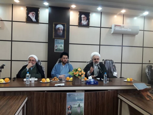 بررسی آینده دینی از منظر جامعه شناسان غربی و اسلامی در نشست تخصصی دانشگاه فرهنگیان گیلان 4