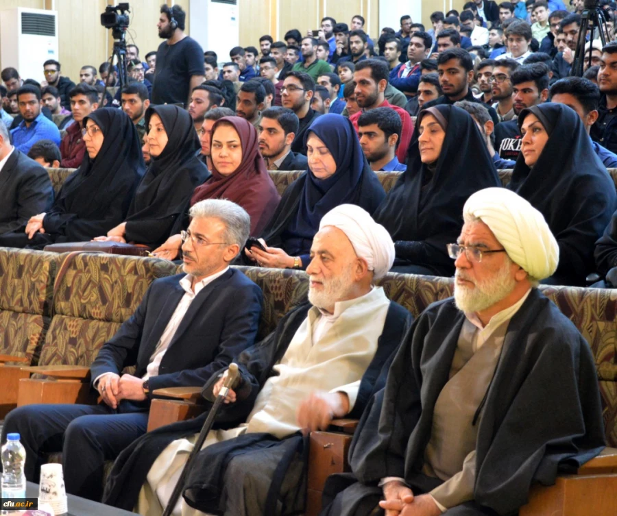 حضور ارزشمند حجه السلام والمسلمین حاج آقا قرائتی در مدیریت امور پردیس های استان شهید پرور خوزستان