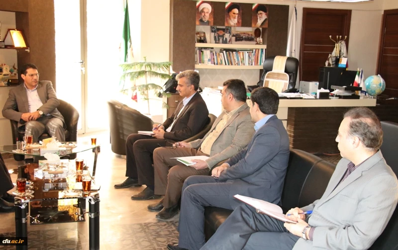 رئیس سازمان مدیریت و برنامه ریزی استان کرمان: هزینه نمودن در دانشگاه فرهنگیان سرمایه ایست برای آینده کشور 4