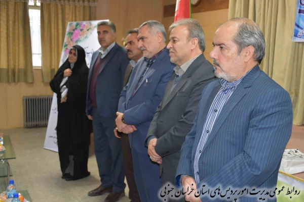 گرامیداشت هفته پژوهش 16