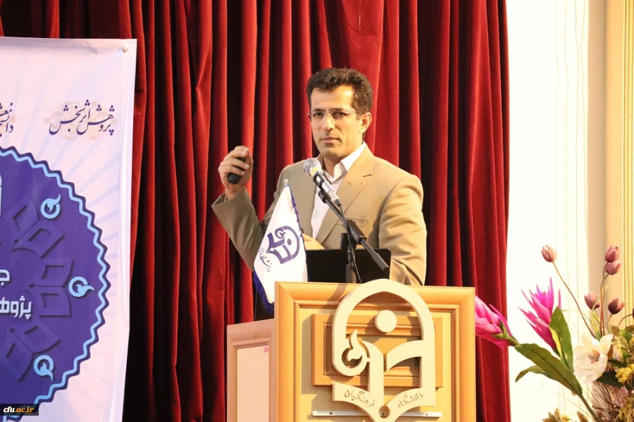 بزرگداشت هفته پژوهش در دانشگاه فرهنگیان مازندران برگزار شد 7