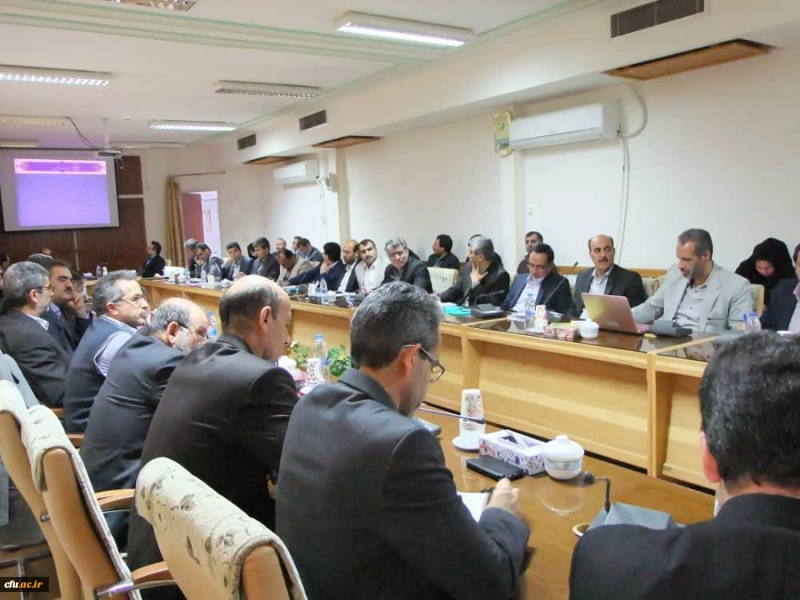 مدیر کل  برنامه ریزی؛ خدمات و رفاه دانشجویی در چهارمین دوره بالندگی روسای شورای انضباطی بدوی و دبیران شورای بررسی موارد خاص به بررسی عملکرد پرداخت 2