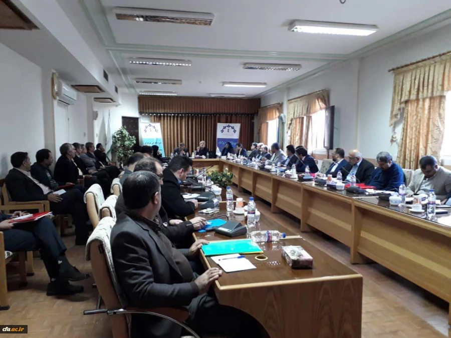 مدیر کل  برنامه ریزی؛ خدمات و رفاه دانشجویی در چهارمین دوره بالندگی روسای شورای انضباطی بدوی و دبیران شورای بررسی موارد خاص به بررسی عملکرد پرداخت 3