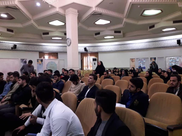 برگزاری دوره های  متنوع فرهنگی موجب افزایش معنویات این نسل و نشان دهنده نقش راهبردی دانشگاه است 5