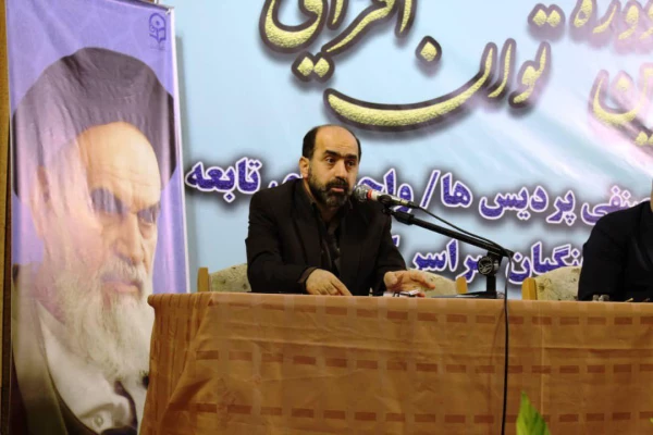 
احساس تعلق به نظام آموزش و پرورش، تعالی و بالندگی، بلوغ سازمانی و نظارت پویا را از ویژگی های اصلی دانشجومعلمان برشمرد 2