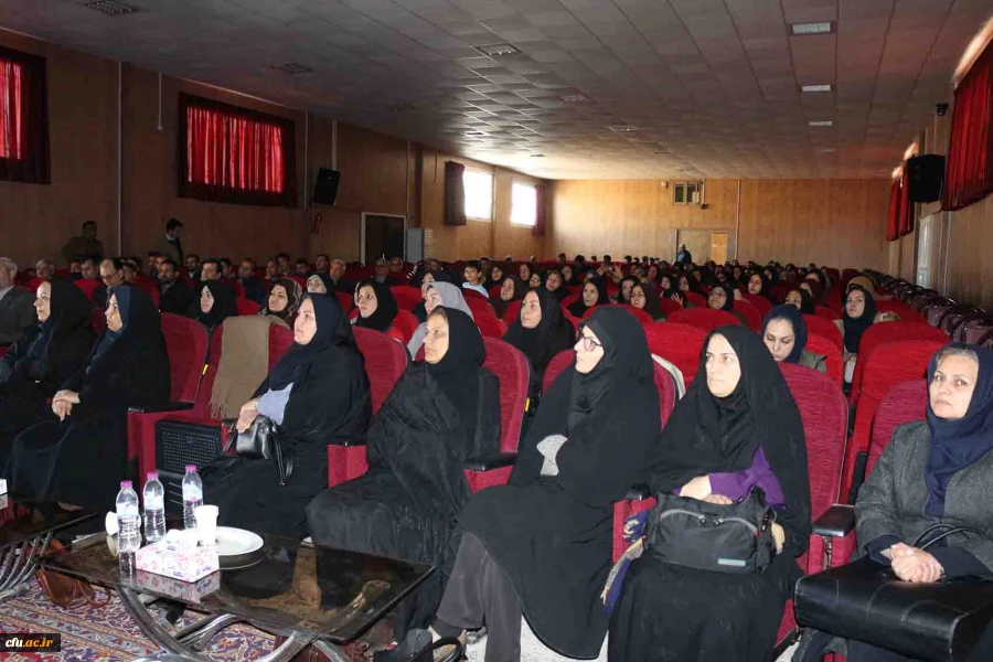 دکتر صفرزاده در گردهمایی مجریان کارورزی دانشگاه فرهنگیان خراسان شمالی در باب رسالت شغل معلمی بیان کردند:

گاهی نگاه اثر گذار معلم و گاهی اثرگذاری یک معلم می تواند مسیر تاریخ و مسیر یک ملت را عوض نماید. 6