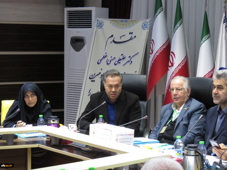 نشست خبری مسئولین بنیاد خیرین حامی دانشگاه فرهنگیان کشور و مدیریت امور پردیس های استان با حضور جمعی از خبرگزاری های کشوری و استانی 3