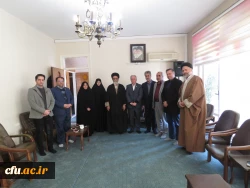 مدیریت امور پردیس های  استان، رئیس هیئت مدیره و مدیر عامل بنیاد خیرین حامی دانشگاه فرهنگیان و همراهان با حجت الاسلام والمسلمین دکتر آل هاشم نماینده ولی فقیه در استان آذربایجان شرقی و امام جمعه محبوب شهرستان تبریز دیدار کردند. 3